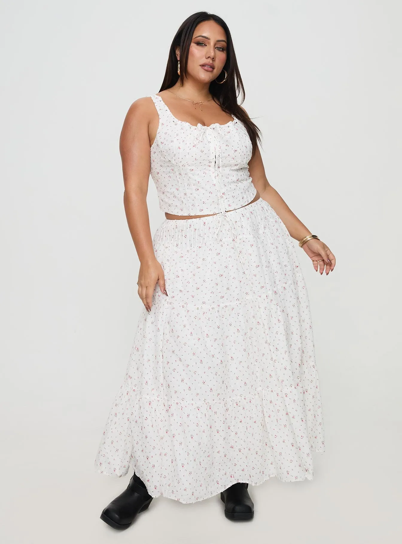 Cherry On Top Maxi Skirt White Floral Curve