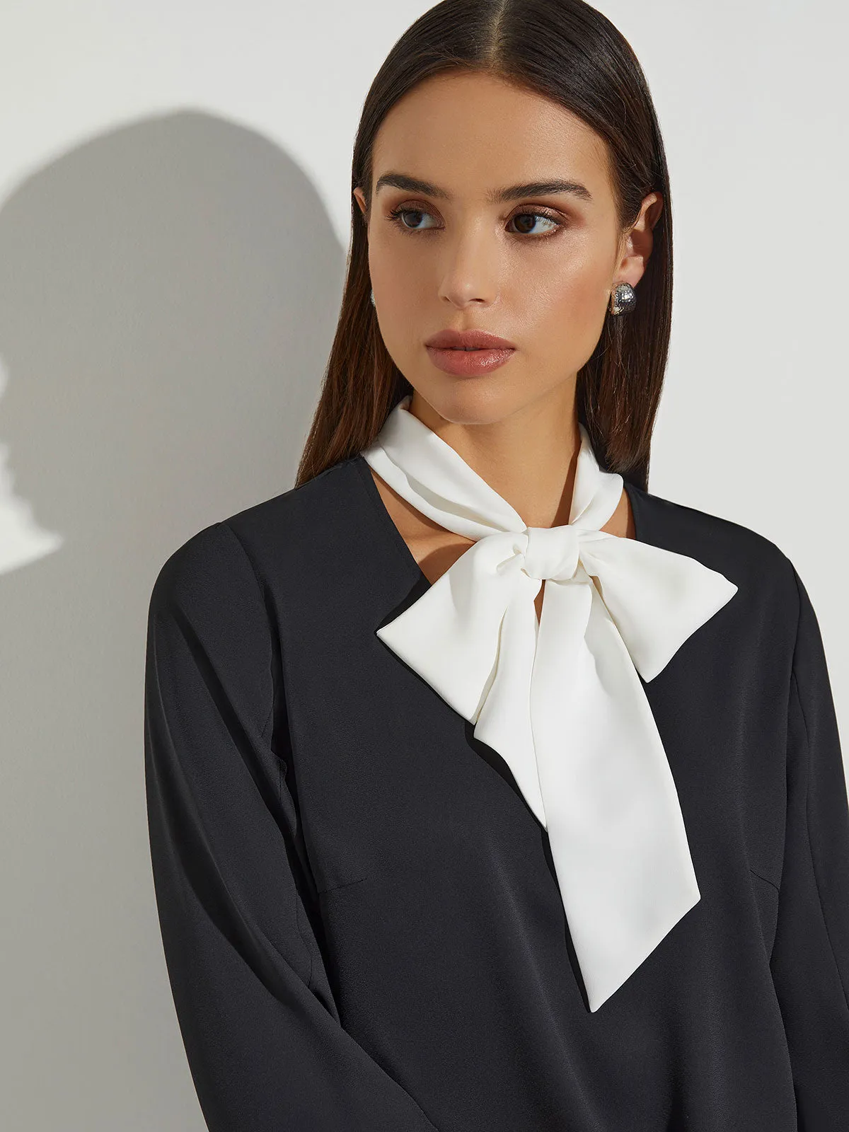 Contrast Tie V-Neck Crepe de Chine Blouse