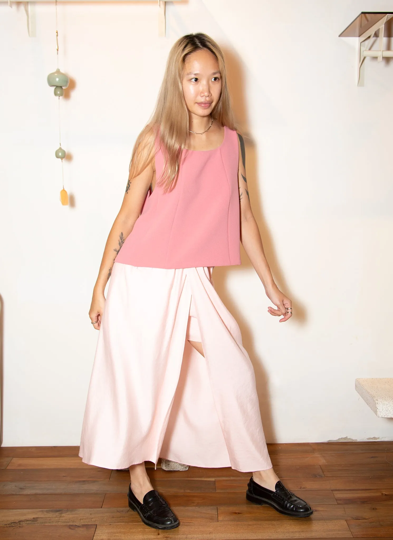 Sharp High Side Slit Pocket Skort w/ Elastic in Light Pink