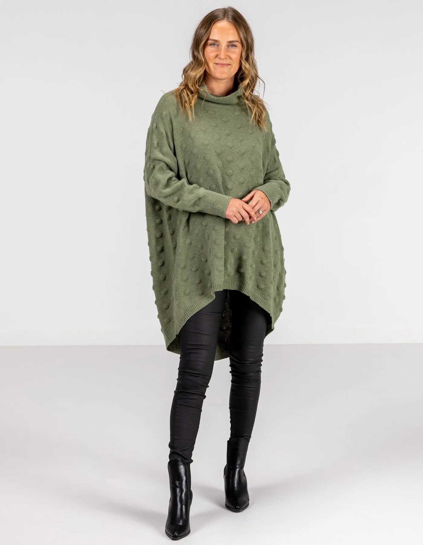 Theo Oversize Bubble Knit Jumper in Olive