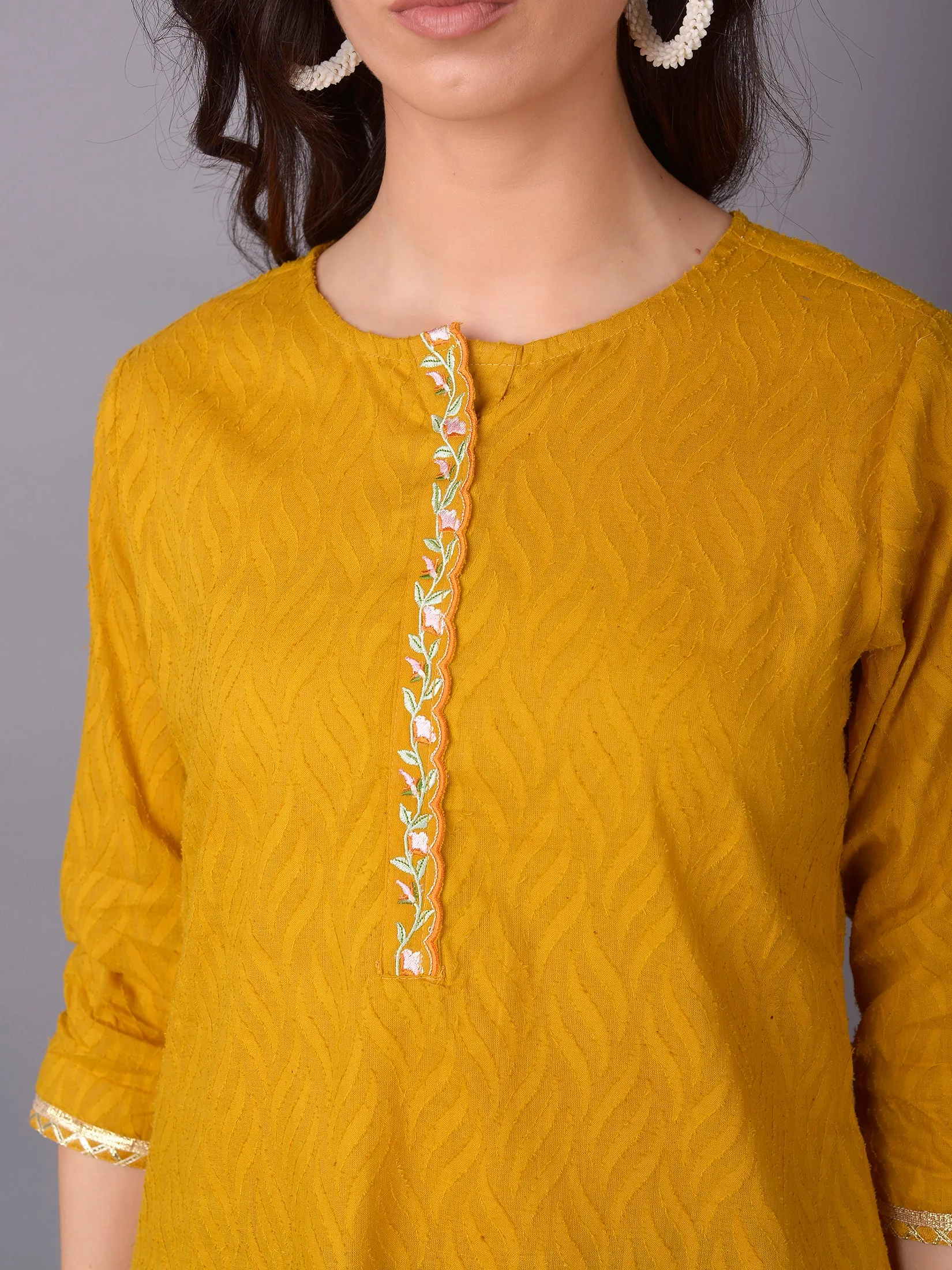 Women Mustard Solid Tunic